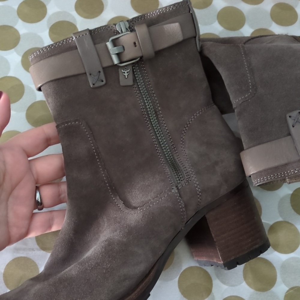 Trask Madison Waterproof Suede Ankle Boho Boots W Zipper Sz 9 - Picture 5 of 7